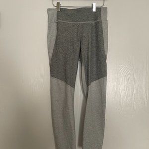 Outdoor Voices 3/4 Warmup Leggings